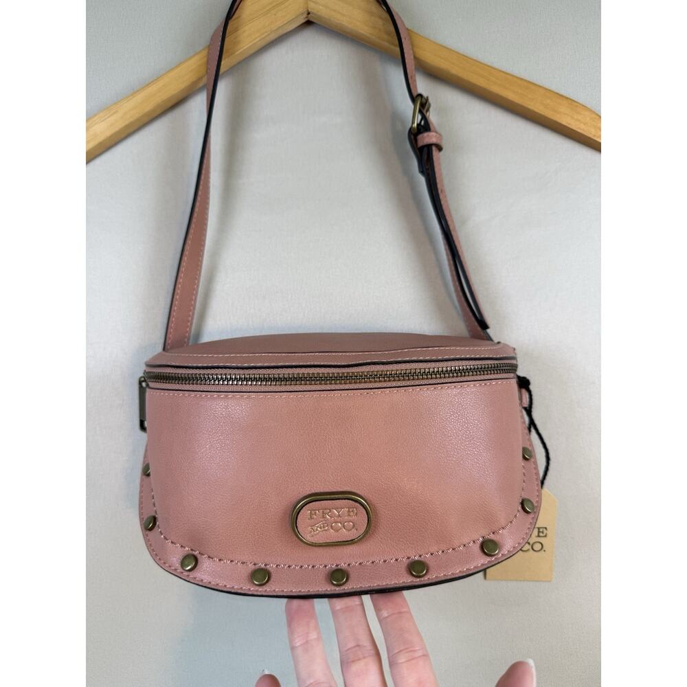 Frye & Co Blake Belt Bag Pink Cork Faux Leather Studded Crossbody New With Tag - Picture 2 of 13